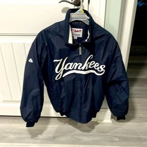 Yankees zip up size medium Brand Majestic